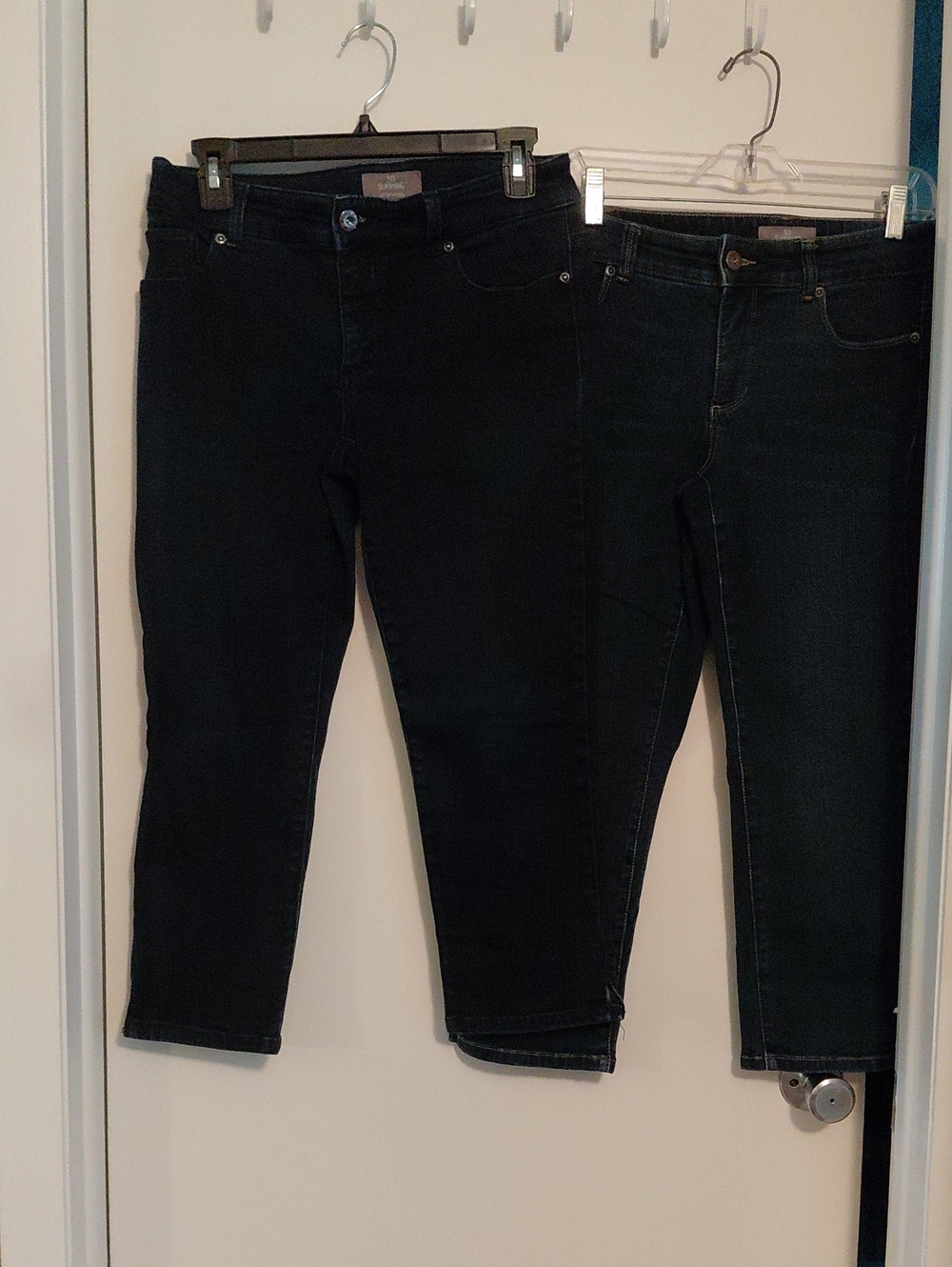 Chico's SO SLIMMING PLATINUM Dark Indigo Ankle Jeans. 2 PAIR SIZE 00